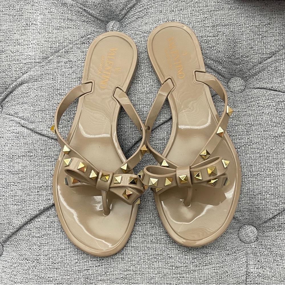 Valentino Rockstud Sandals PVC flat thong - Picture 2 of 4